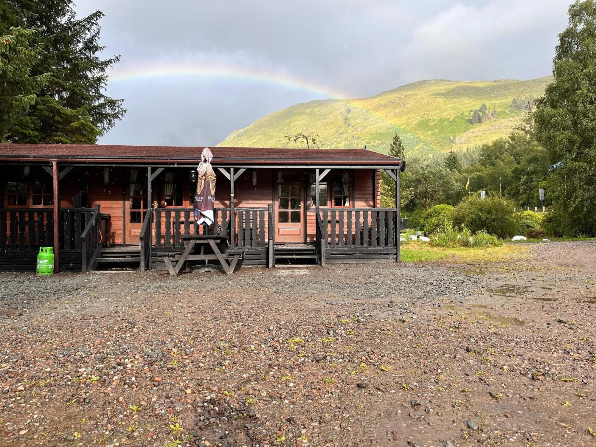Cabins At Ben More Lodge 克里安拉利 外观 照片